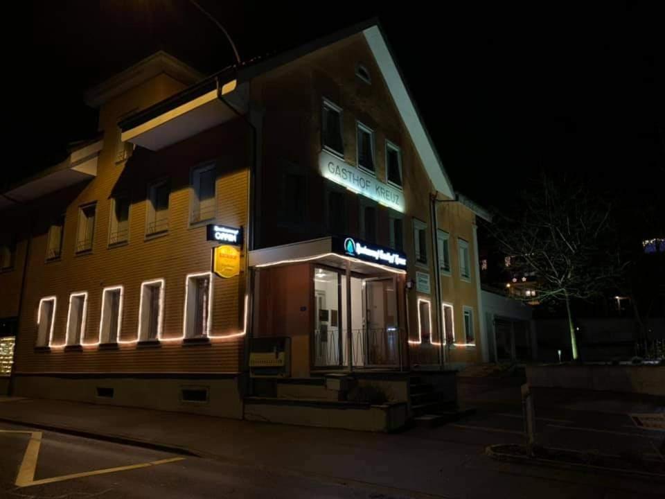 Zyba-Hotelzimmer-Vermietung Aesch Kanton Luzern Exterior photo
